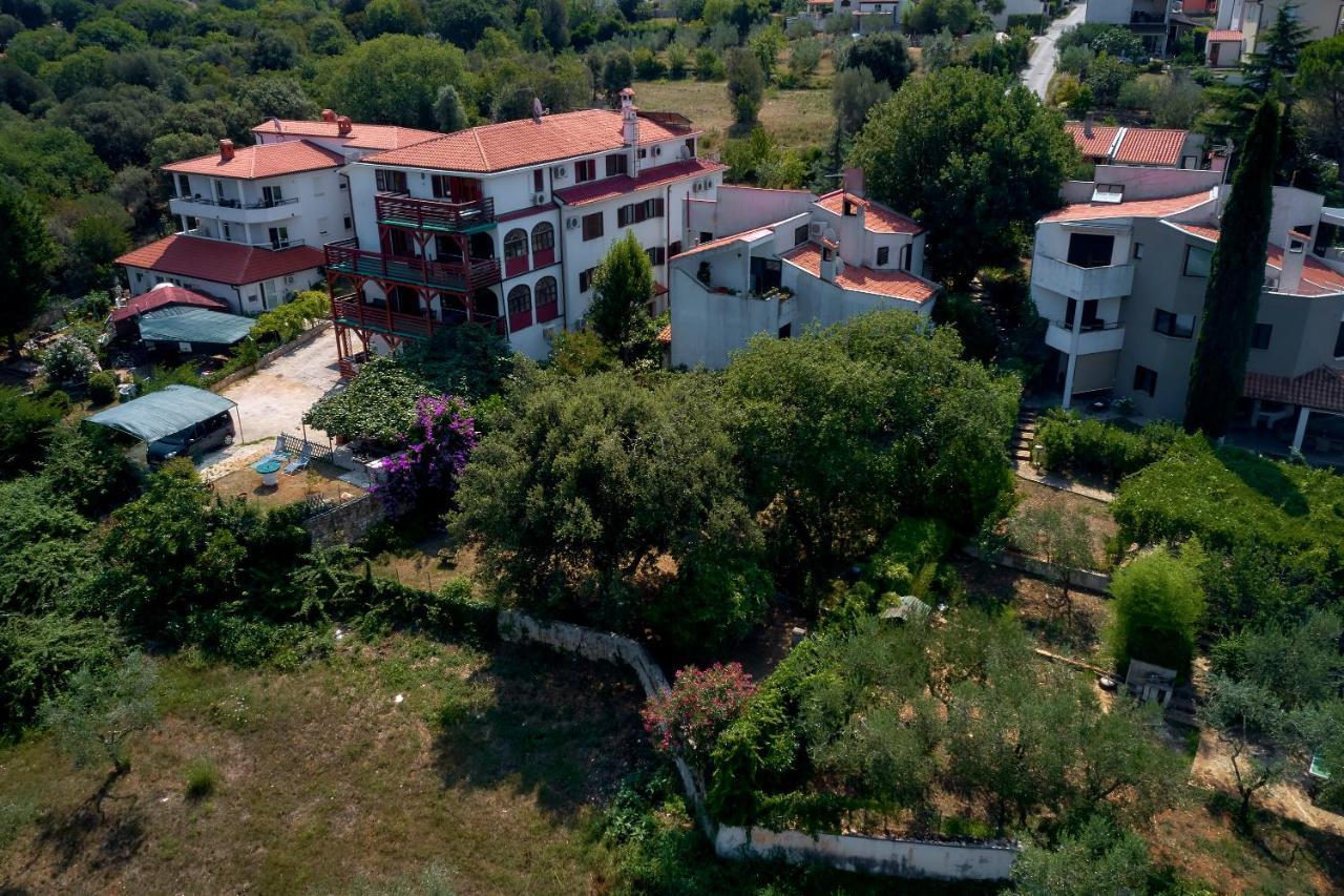 Apartments Dracice 1019 Banjole Esterno foto