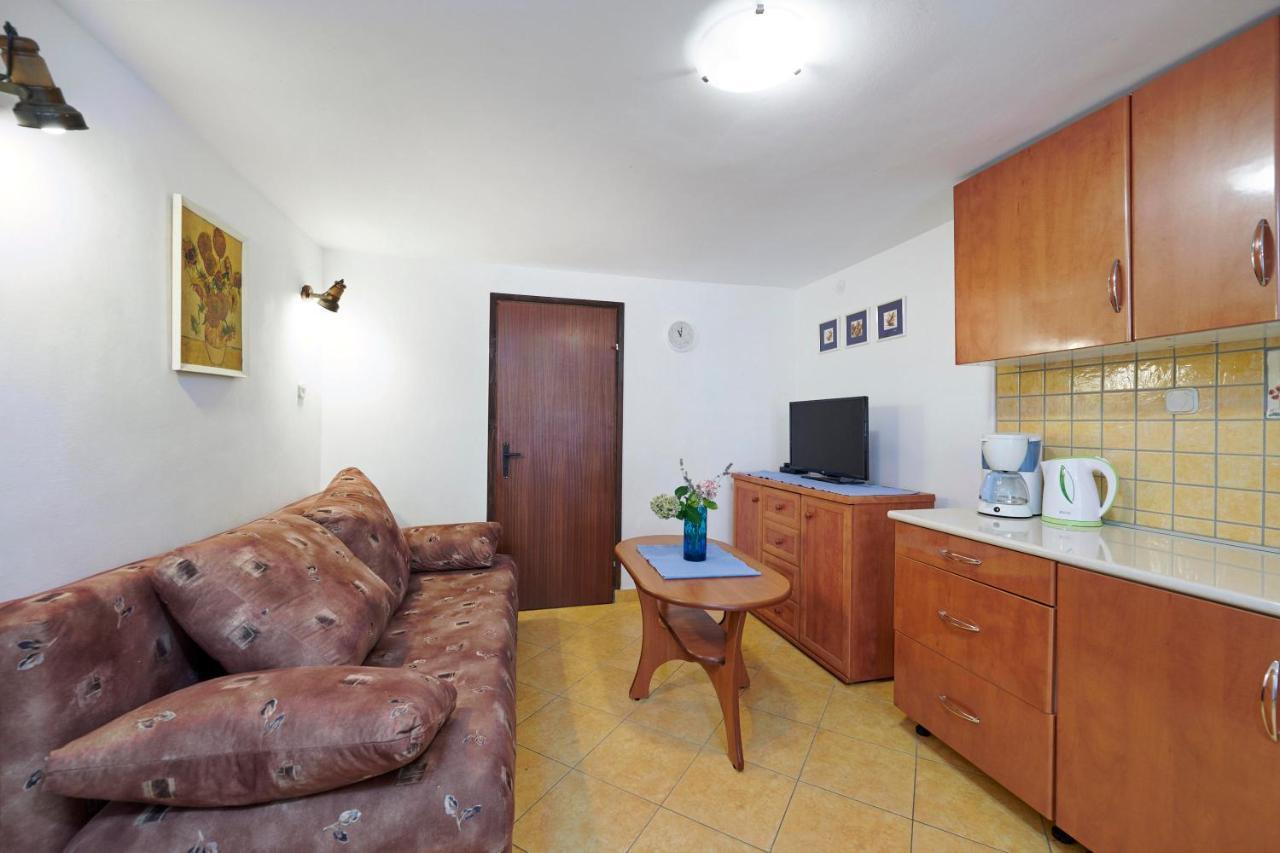 Apartments Dracice 1019 Banjole Esterno foto